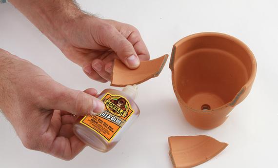 Gorilla-Glue-Application-Shot-Pot_570x570-1.jpg Gorilla-Glue-Application-Shot-Pot_570x570-1.jpg